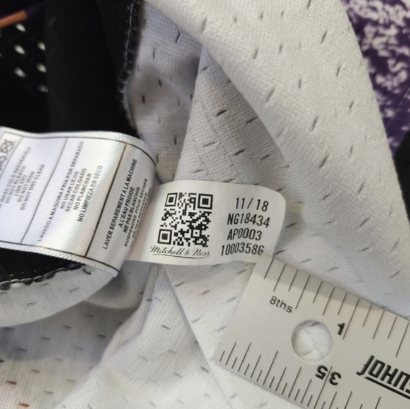 Mitchell & Ness NBA Mens Swingman Jersey Allstar 1995 Hakeem Olajuwon Size 2XL - Picture 6 of 6